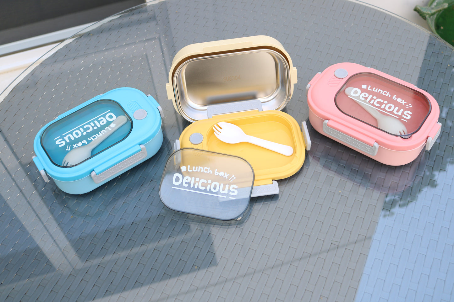 Tote Lunch Box with spoon