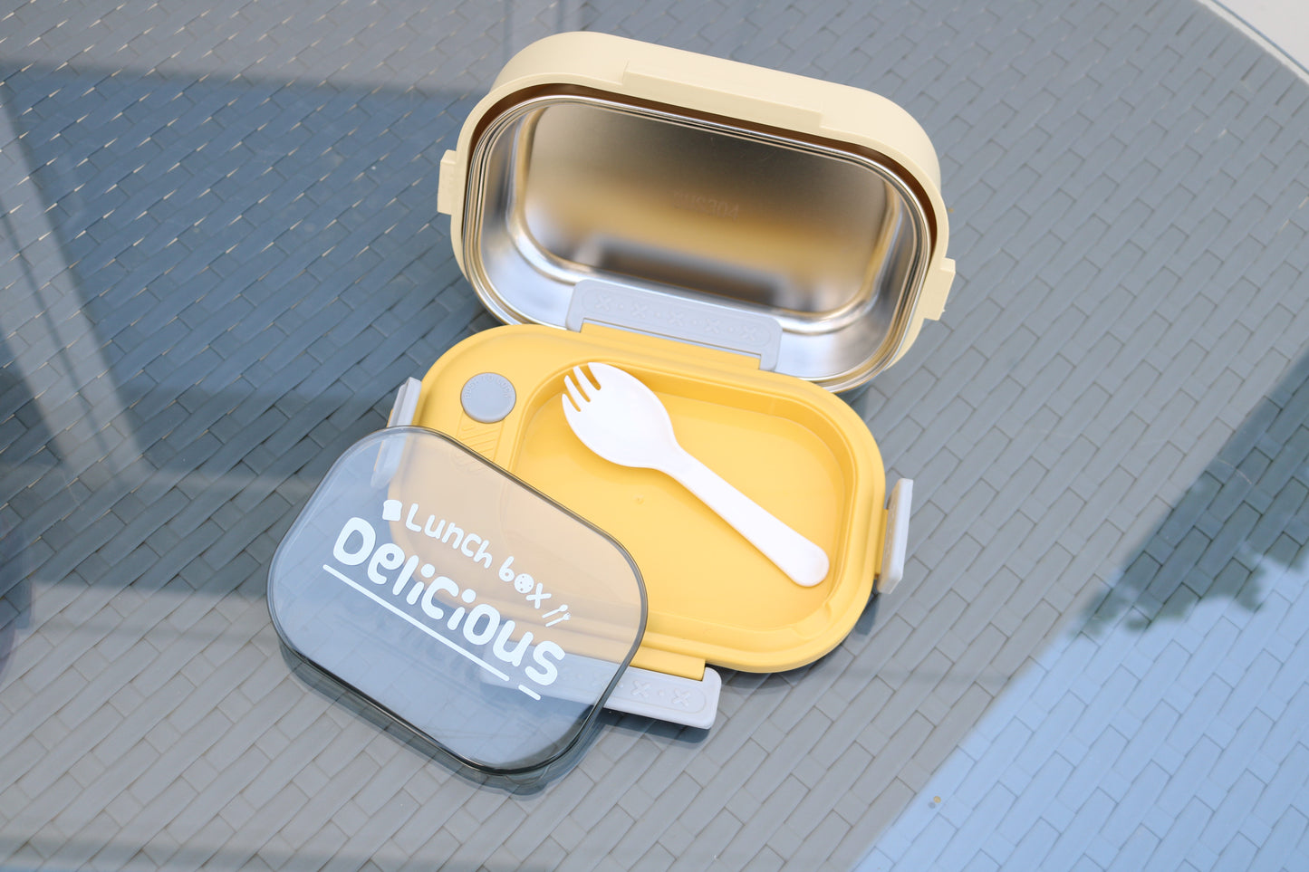 Tote Lunch Box with spoon