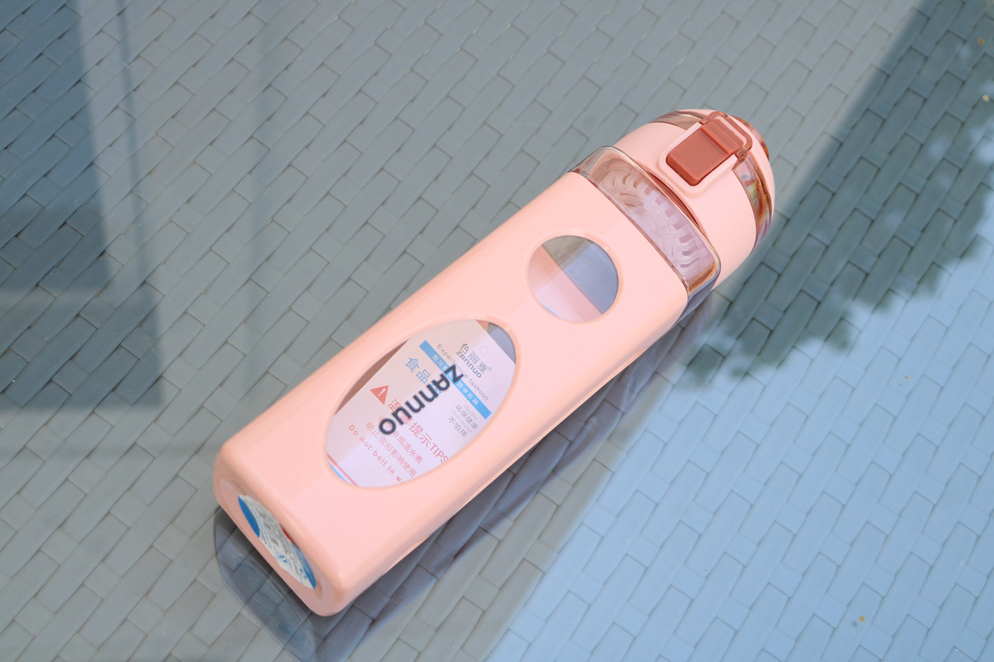 Zannuo Aquaedge water bottle